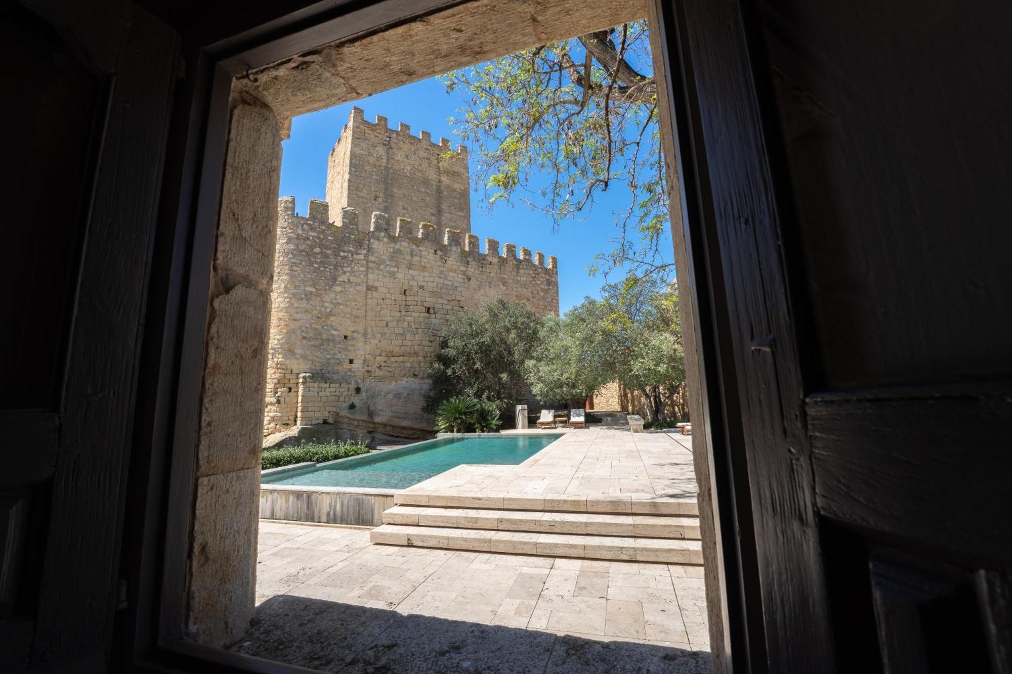 Deco - Casa Castell De Peratallada Ngoại thất bức ảnh
