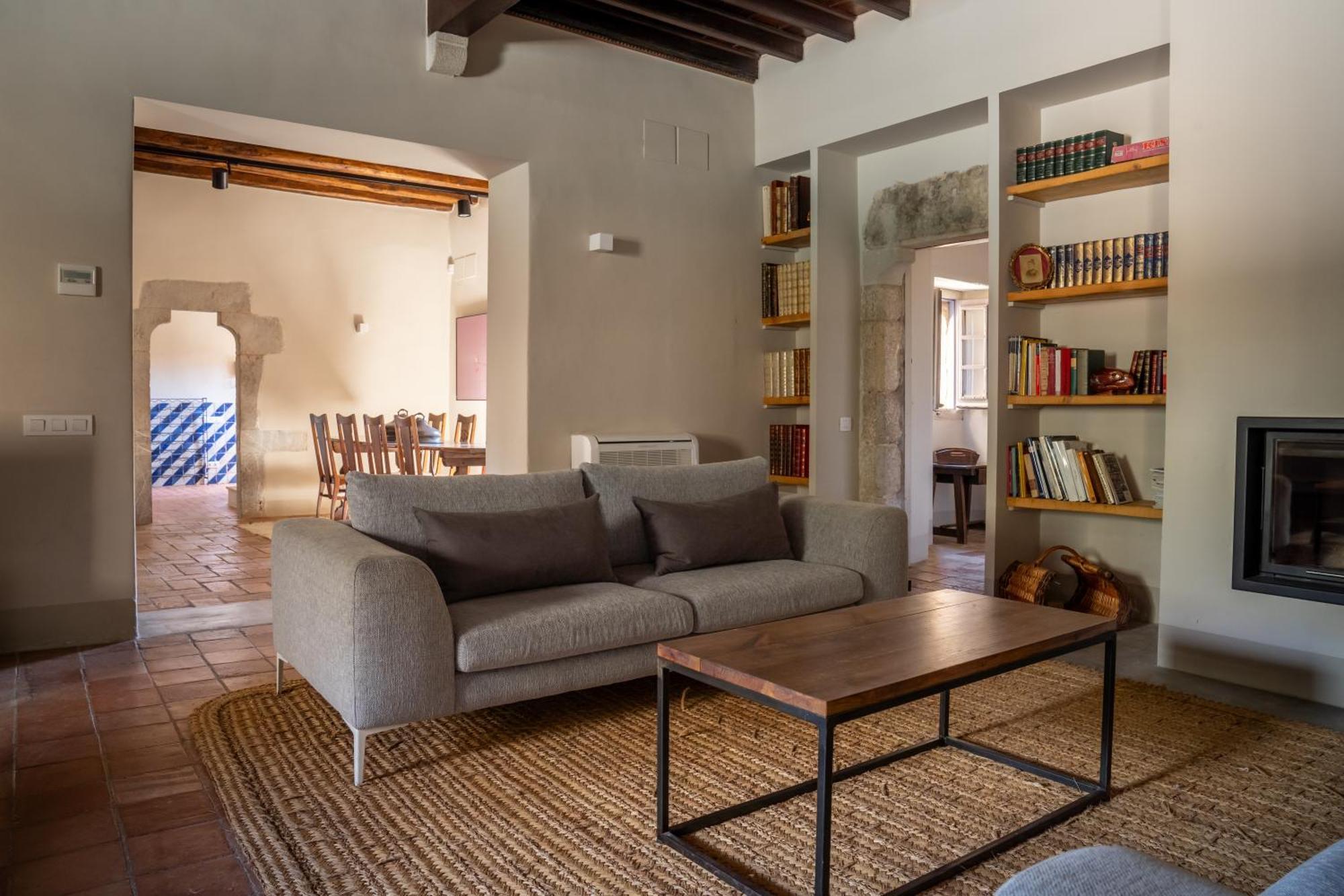Deco - Casa Castell De Peratallada Ngoại thất bức ảnh